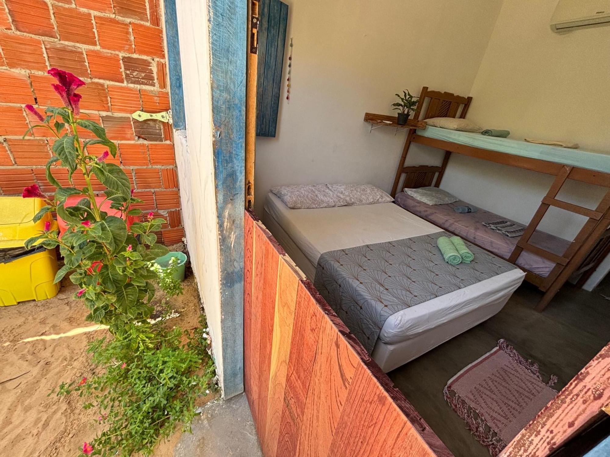 Hostel Flor Da Vida Canoa Quebrada Exteriör bild
